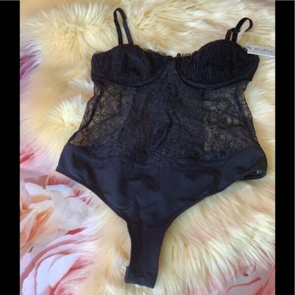 Victoria’s Secret For Loves & Lemons Teddy